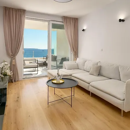 Apartment Klara Beach Apartment Split